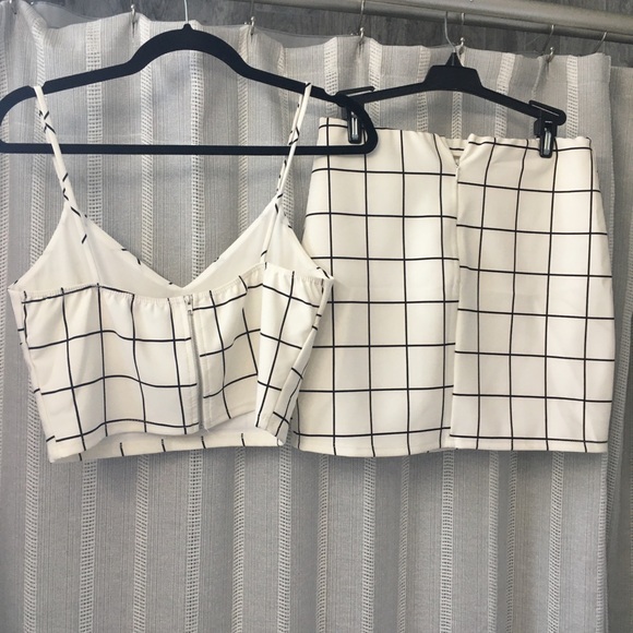 Blue Blush Grid Two Piece - Picture 2 of 6